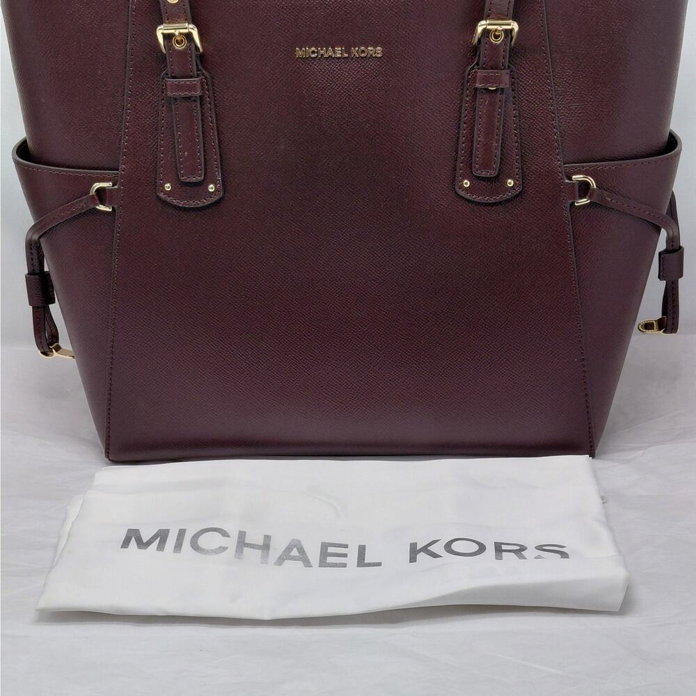 Michael Kors Womens Voyager Tote Bag Brown Leather Classic Shoulder Work Luxury - Picture 4 of 11